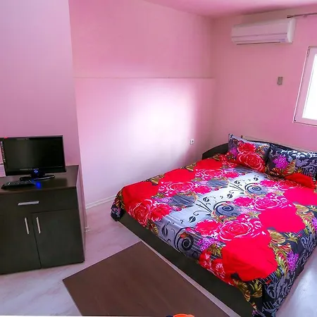 沙特拉塔旅馆 Bogomilovo